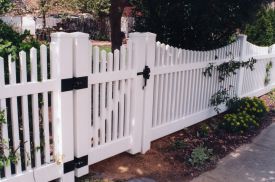 Hampton Scallop PVC Fence