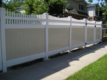 Montauk Point Scalloped PVC Fence #4