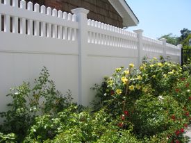 Montauk Point Straight PVC Fence